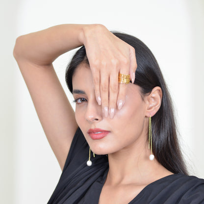 Sui Dhaga Earrings